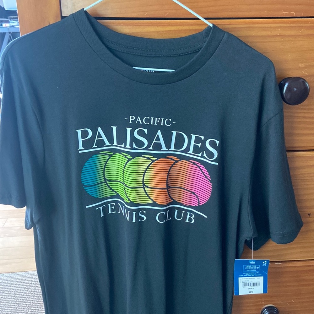 Tennis shirt